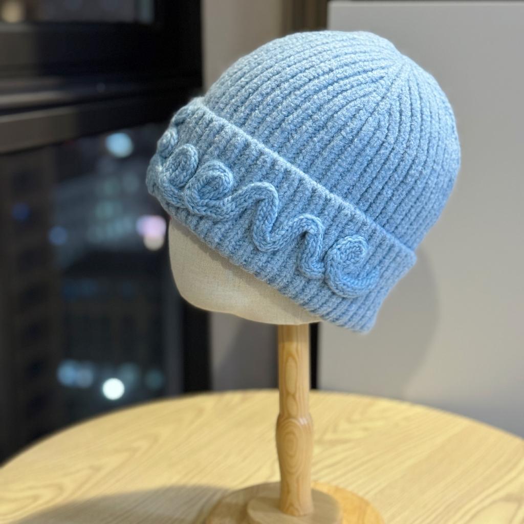 Large Head Circumference Knitted Hat Outdoor Autumn and Winter Warm and Versatile Small Cold Hat Cold Proof Headband Ear Protection Hat