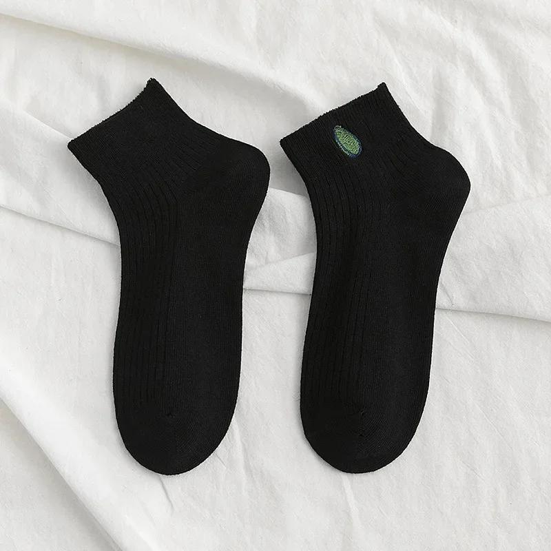 Damen Einfarbig Avocado Stickerei Lässige Baumwoll Kurzsocken Damen Prägnanter College-Stil Atmungsaktive Socken Mode Trendige Accessoires