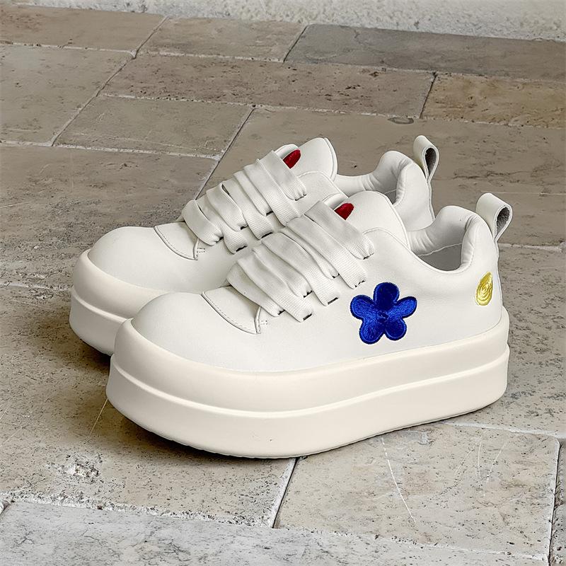 New thick-soled heightening small flower shoes breathable soft-soled casual shoes bread shoes 39