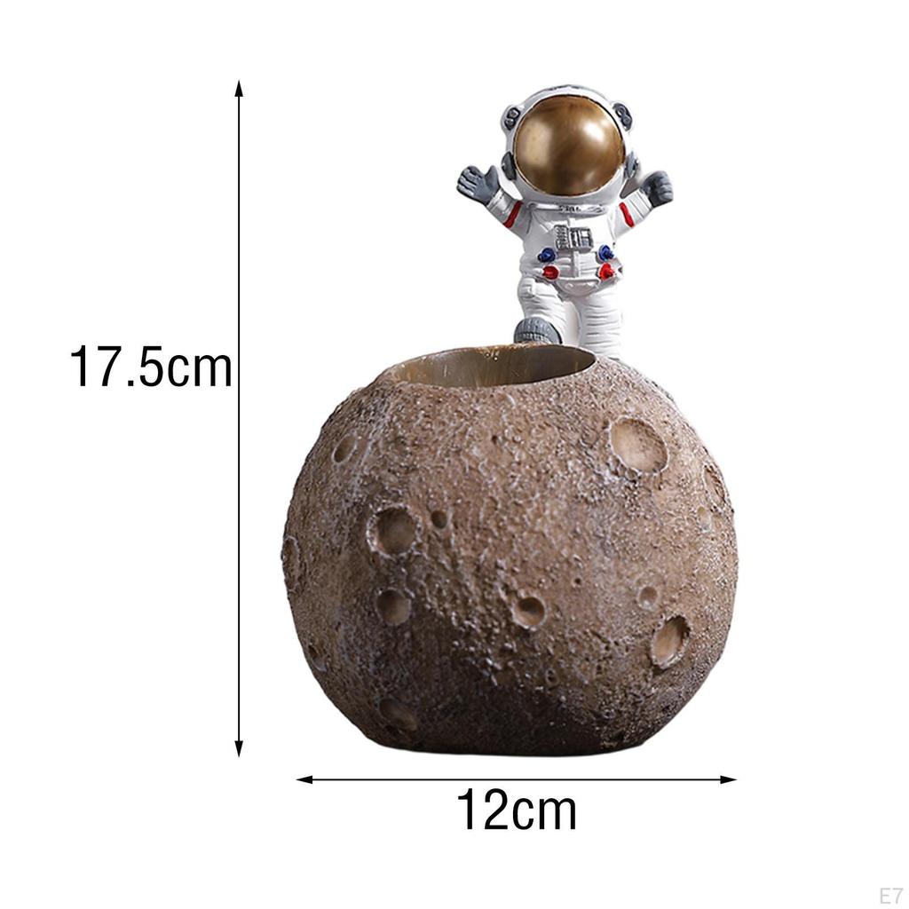 Astronaut Figurine Resin Moon Spaceman Model Ornament Car Interior Figure for Parties Cake