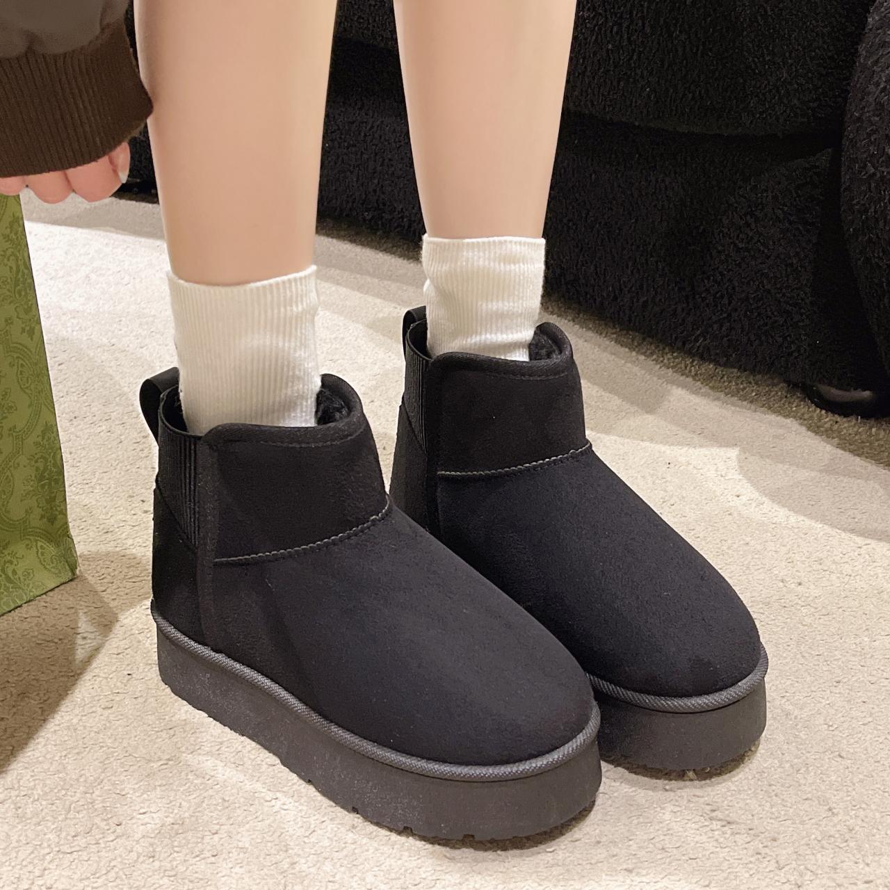 

Модные зимние женские зимние ботинки на платформе с плюшевой подкладкой, ультракомфортные теплые ботинки по щиколотку, толстая подошва, женские ботинки Chunky Botas Mujer 2024 36 чёрный