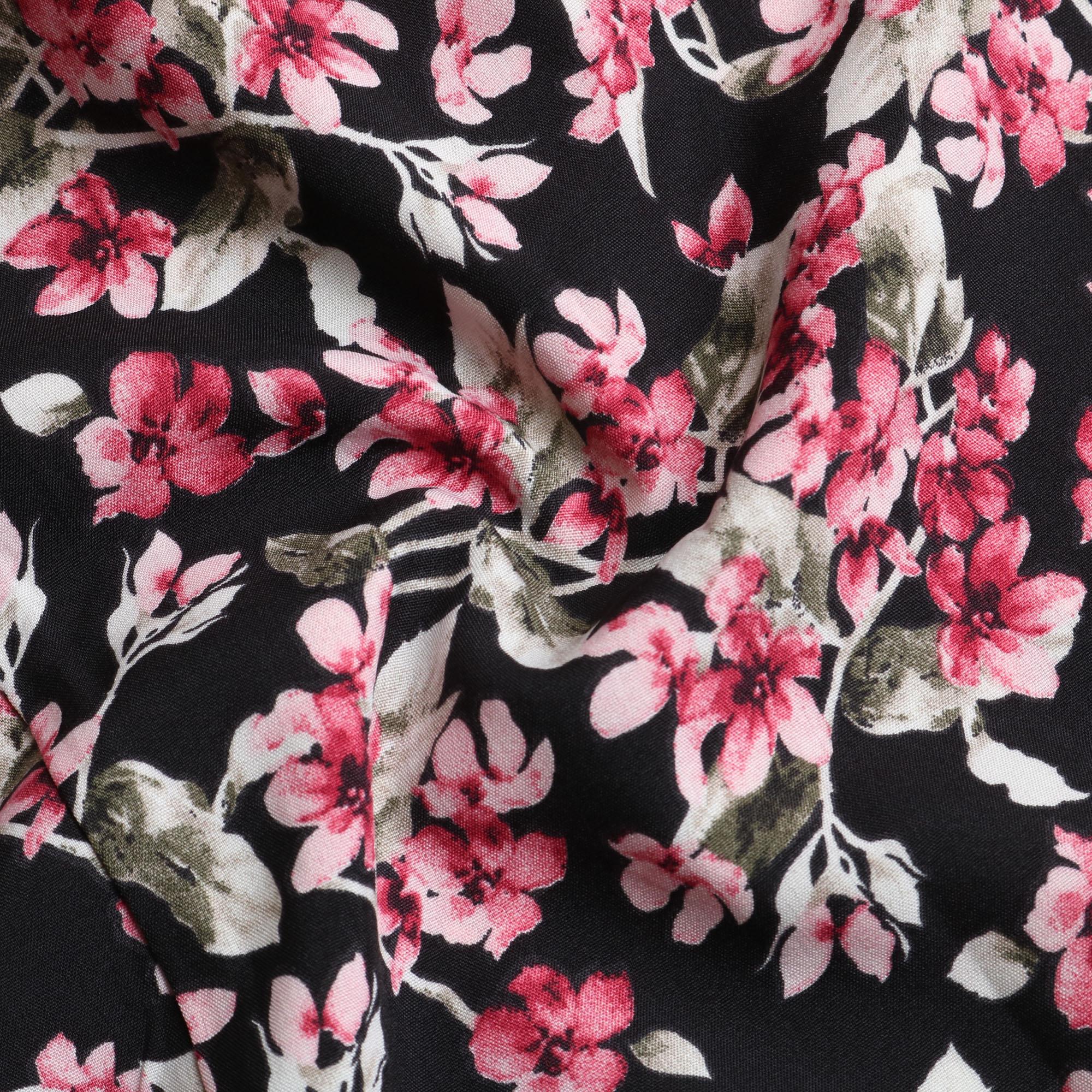 Женское платье с открытой спиной и квадратным вырезом — фото 13