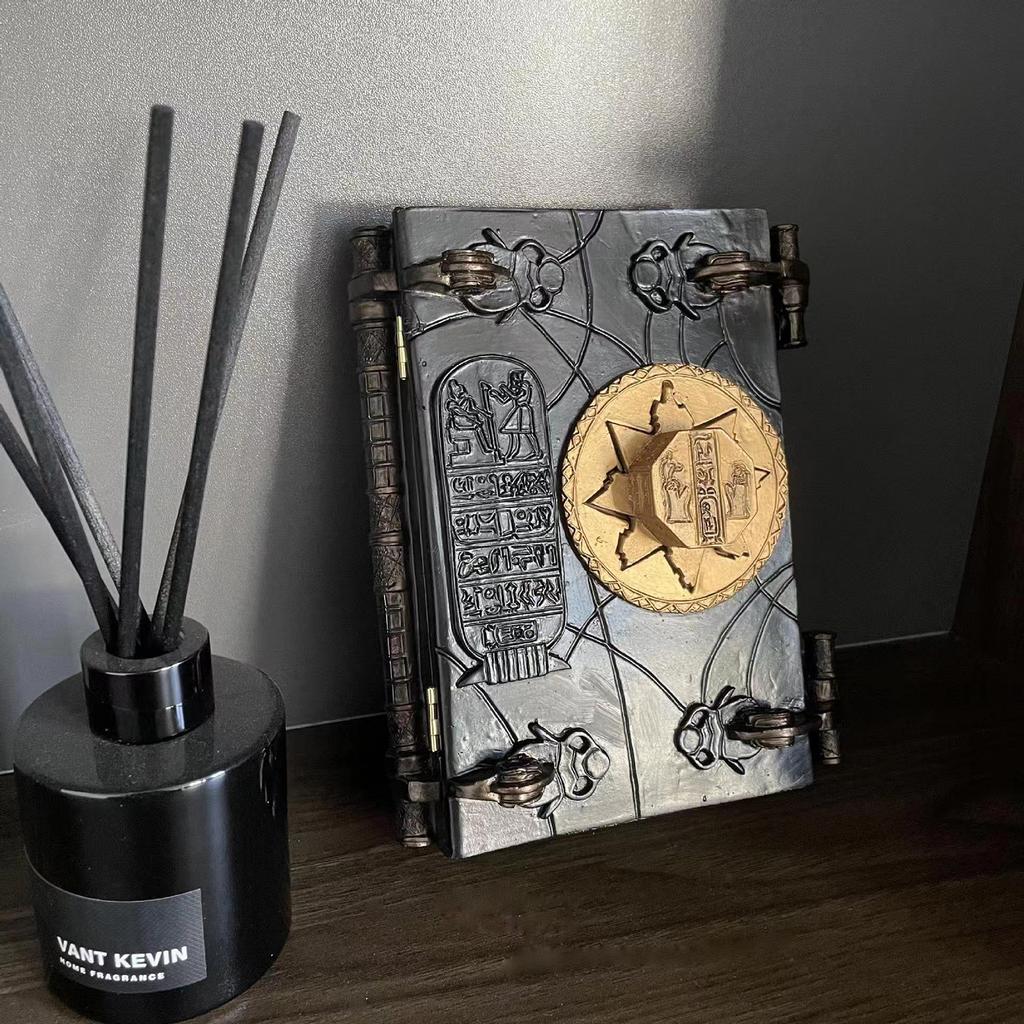 Grimorio Libro de los Muertos Momia Grimorio Libro de los Muertos Artesanía de Resina Adorno