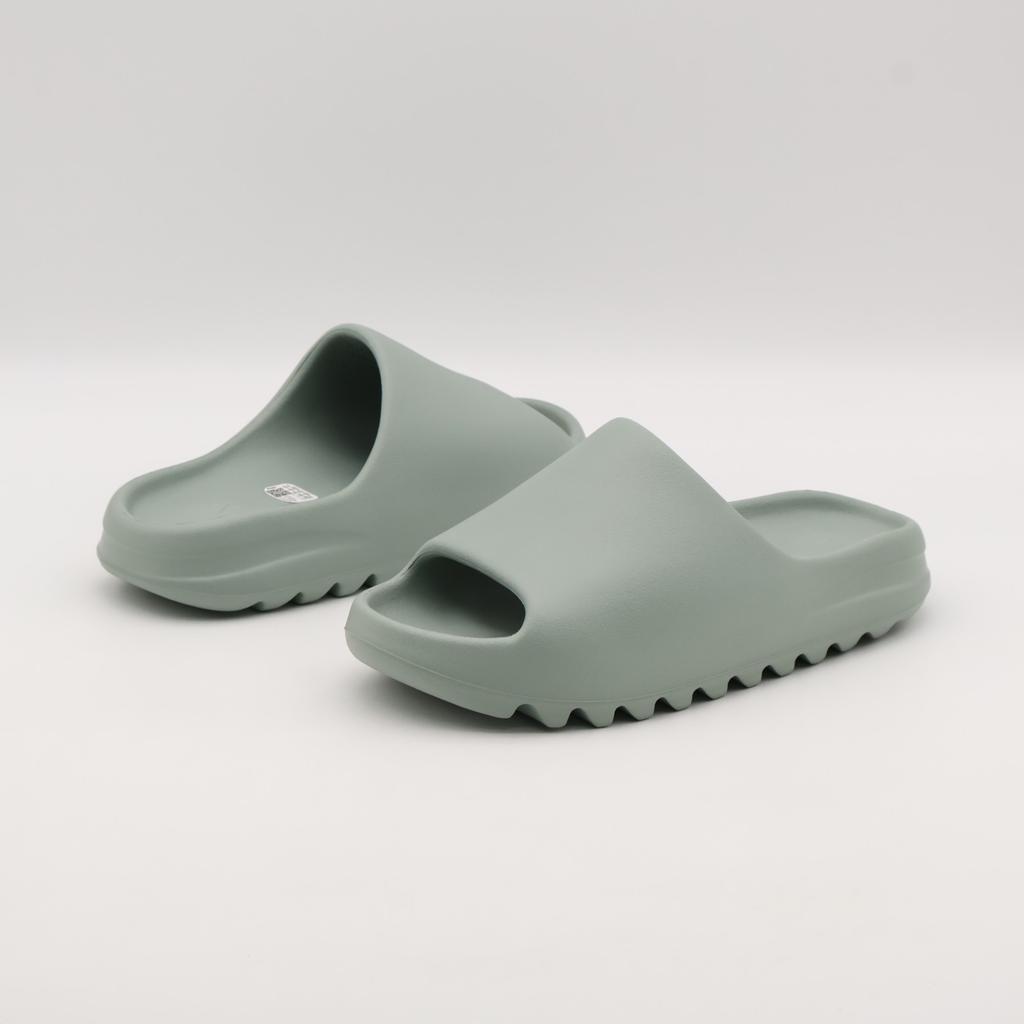 ID5480 Adidas YEEZY Slide Salt (Men's)