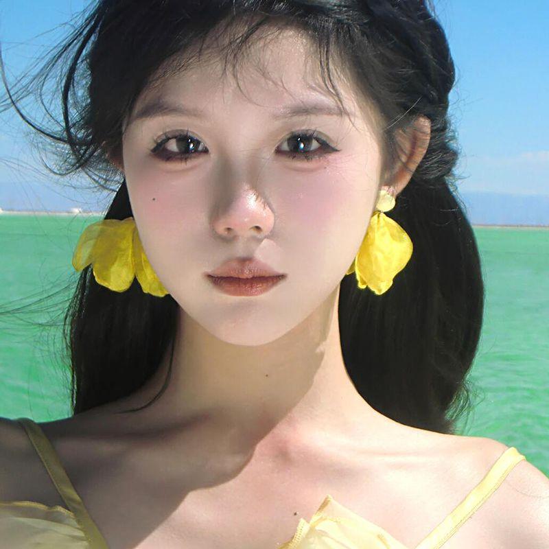 

Fairy Earrings Yellow Chiffon Flowers Personalized and Exaggerated Earrings Ear Stud Earring 2025 New Vacation Travel Ornament Chiffon flower earrings