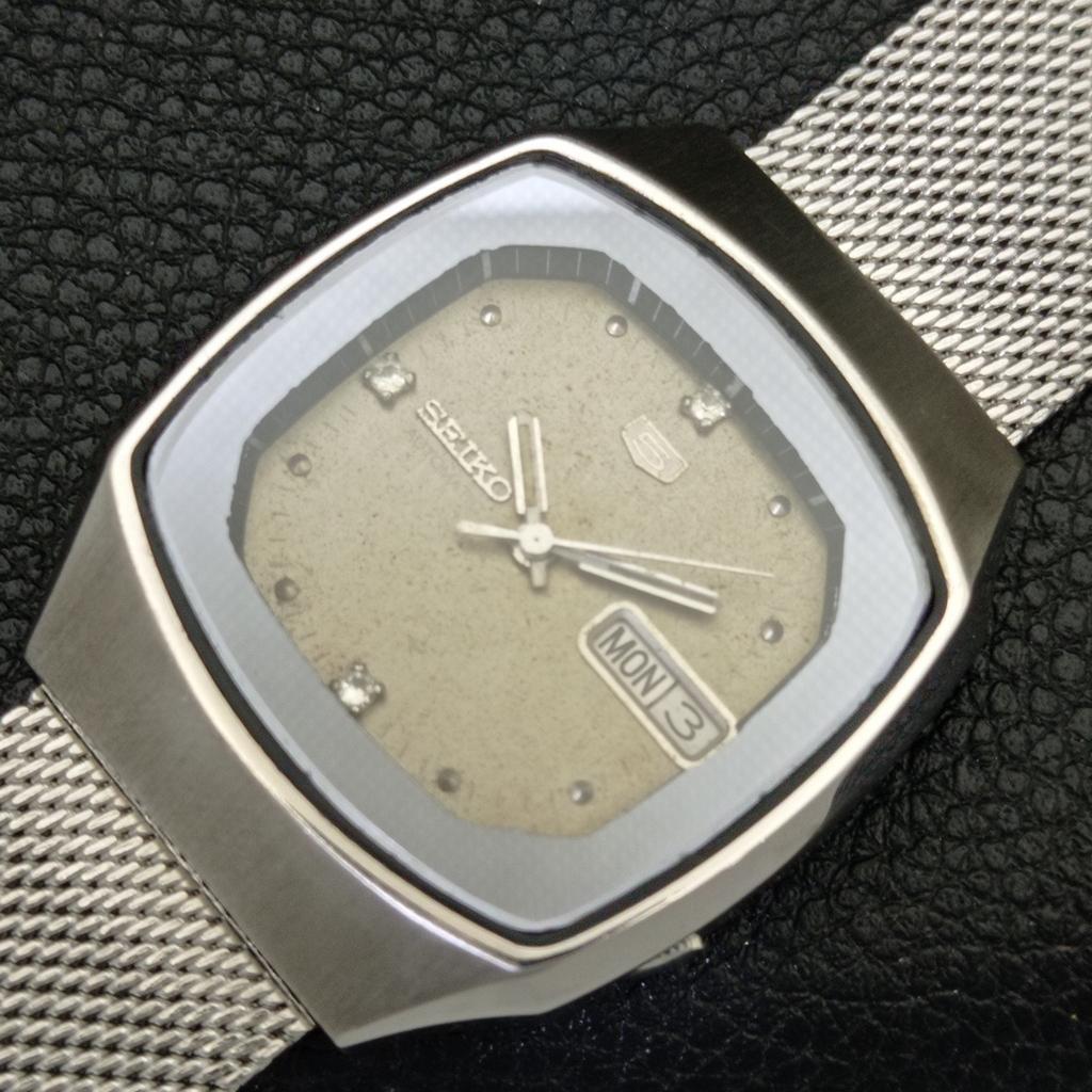 JAPAN VINTAGE SEIKO 5 AUTOMATIC 7009A MENS ORIGINAL DIAL WATCH a702115-5 R208-a702115