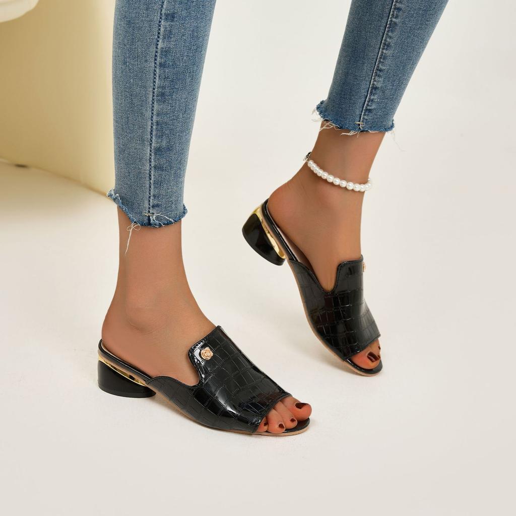 Cool slippers women's medium heel thick heel summer new women's shoes soft leather sandals fashion fish mouth large size women's shoes