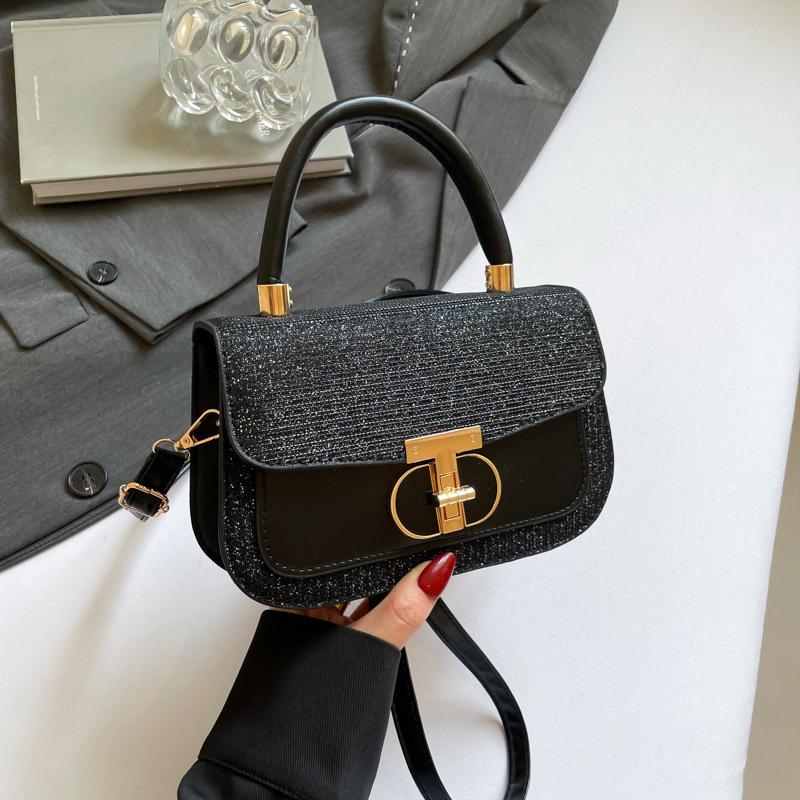2025 new high-end niche handbag versatile foreign style shoulder messenger bag fashionable casual atmosphere women's bag