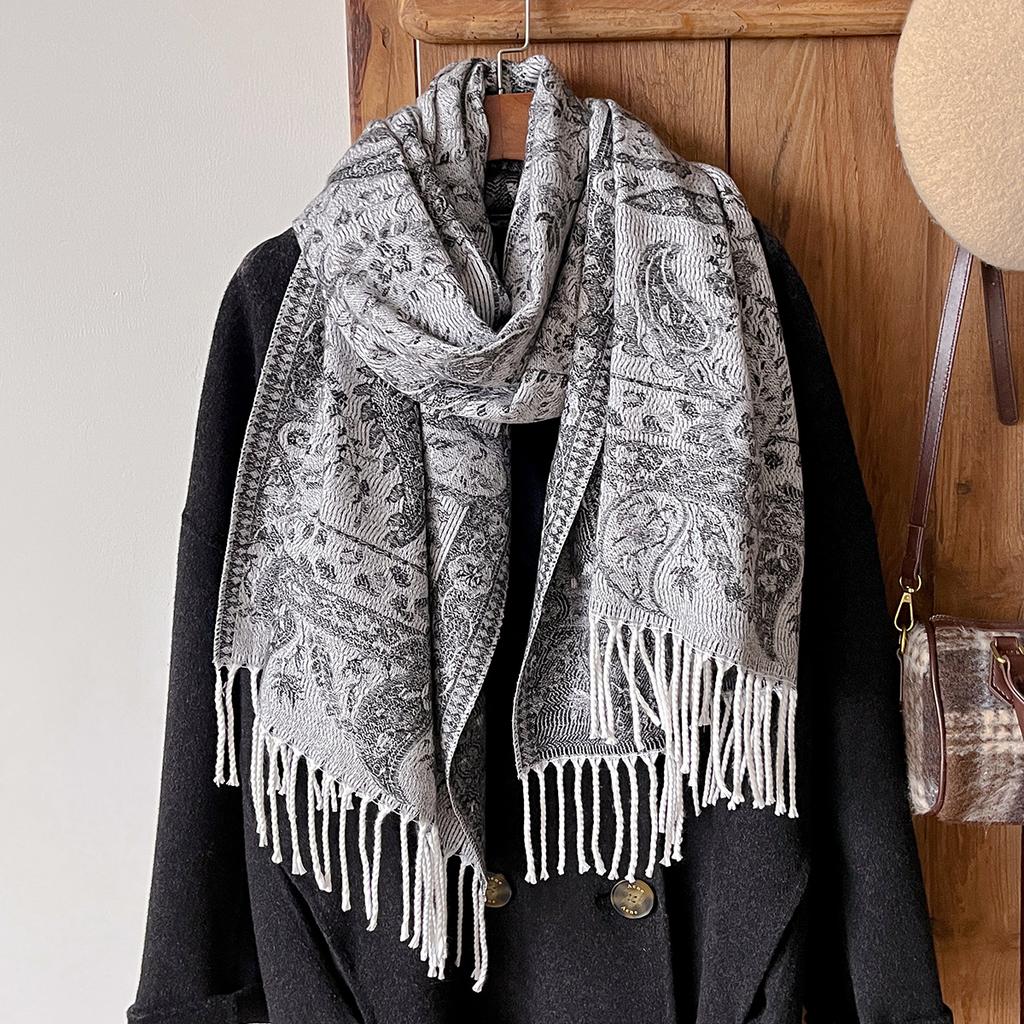 Women'S Winter Paisley Print Thick Pashmina Shawl Warm Long Tassel Scarf Poncho Stoles Cold-Proof National Style