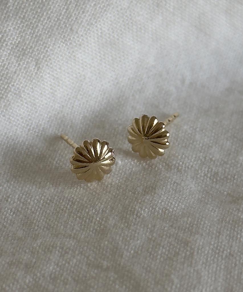 Faye 14K Daisy Earrings
