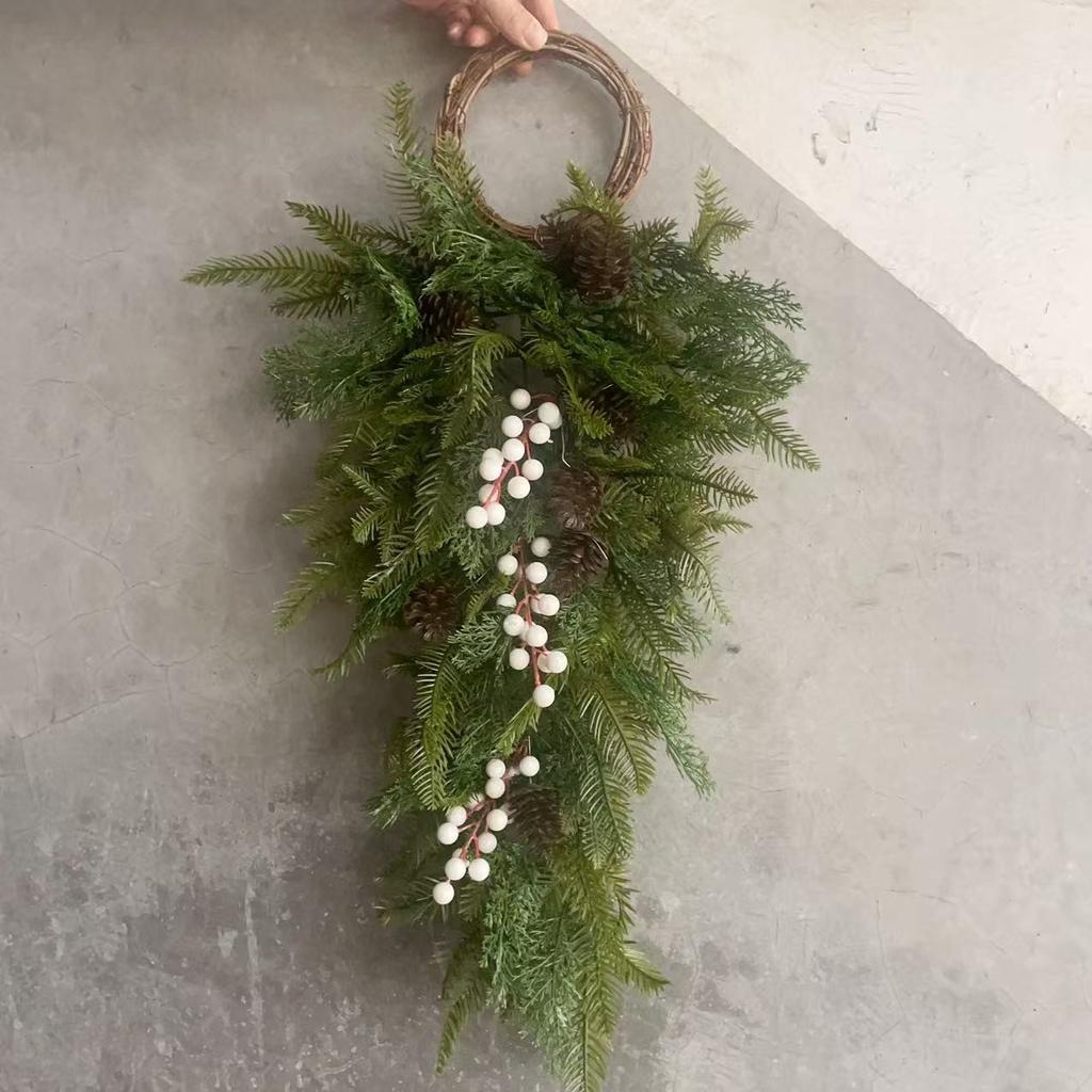 Christmas Five-pointed Star Berry Tree Tree Tree Tree Hanging On The Wall Of The Indoor Decoration