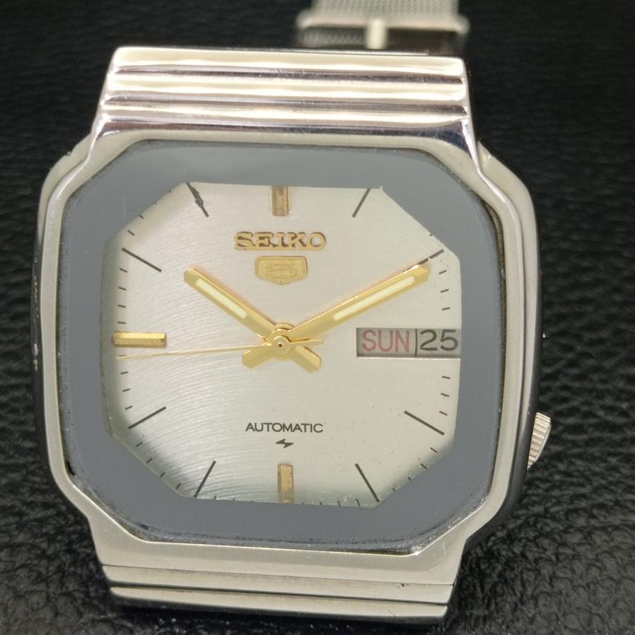 USED MENS DAY/DATE SEIKO 5 JAPAN 7009A AUTOMATIC ORIGINAL DIAL WATCH a427877-2 R1054-a427877