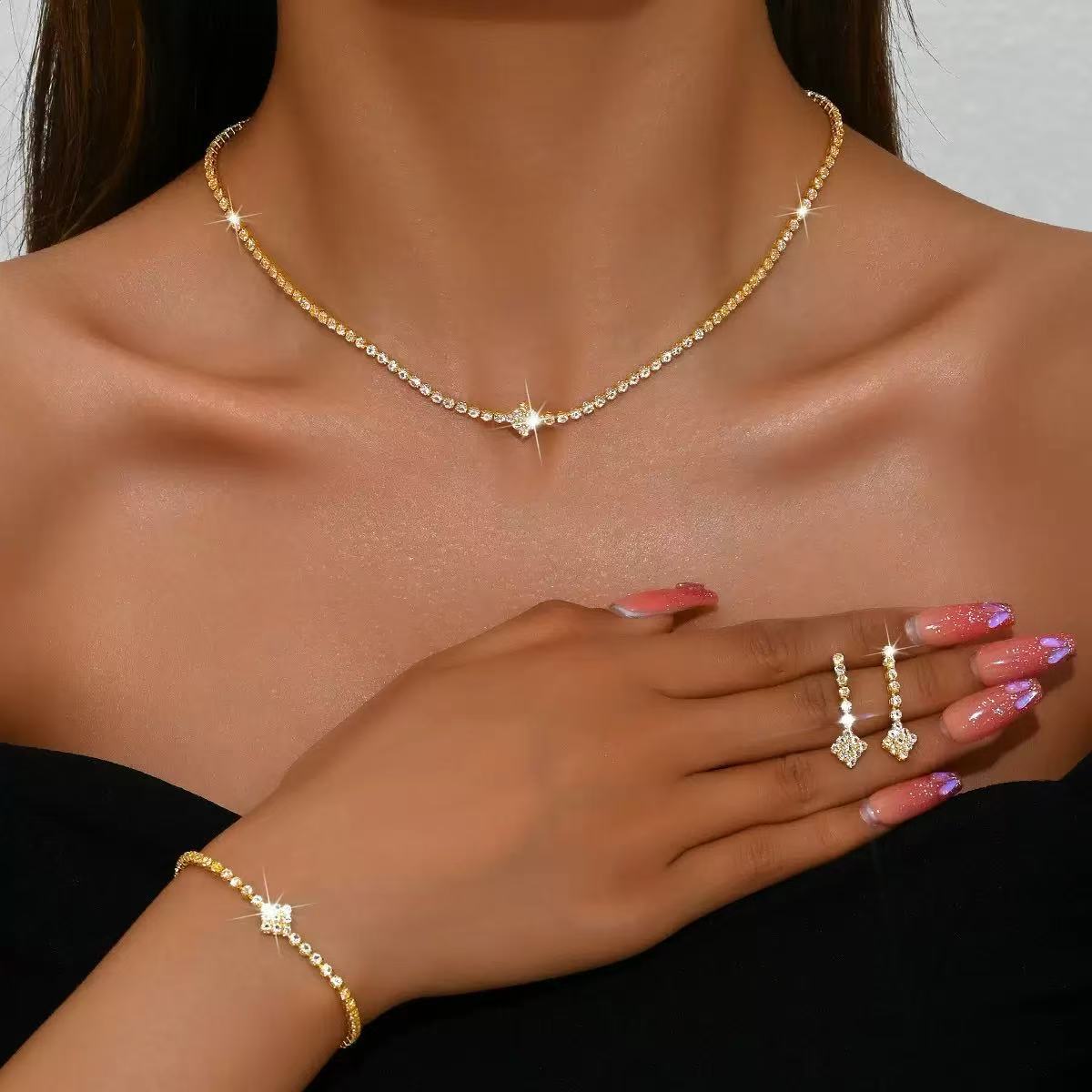 

Shiny Rhinestone Necklace and Earrings Set Simple Geometric Trendy Jewelry for Women Silver Gold Rose Gold Black золотий