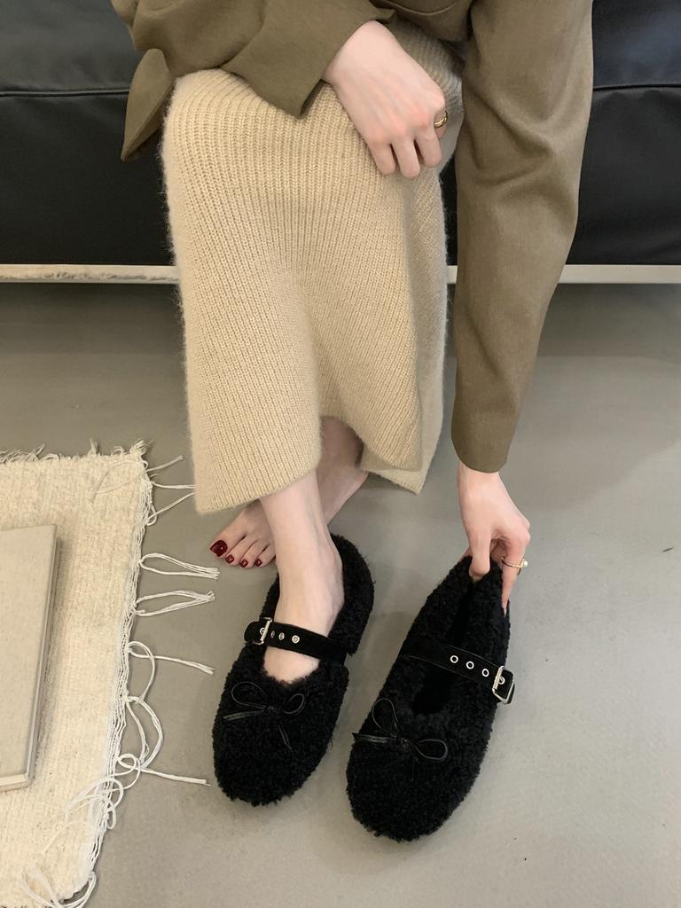 Beautiful cute fluffy shoes women's 2025 new bow flat bottom thickened Mary Jane velvet warm lamb wool single shoes