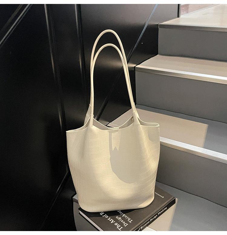 

Новая женская сумка 2025 года, европейская и американская мода, узор крокодила, высококлассная текстура, сумка «мать и дитя», на плечо, портативная, сумка-мессенджер, сумка-тоут т белый