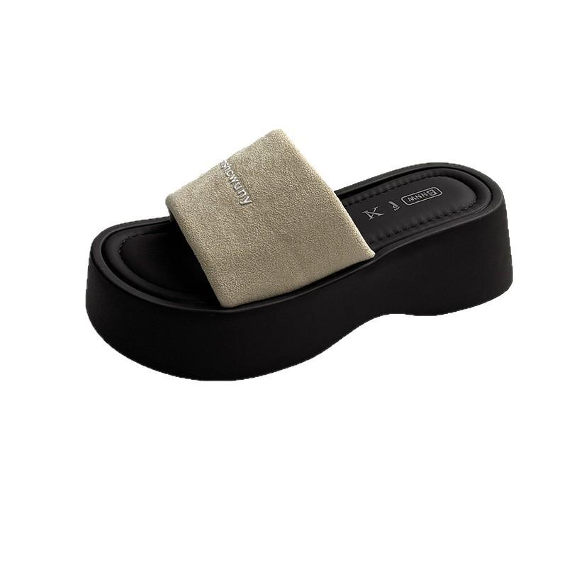 Height increase high heel thick bottom fashion new one-word drag beach cool slippers slippers women's summer wear advanced 2025