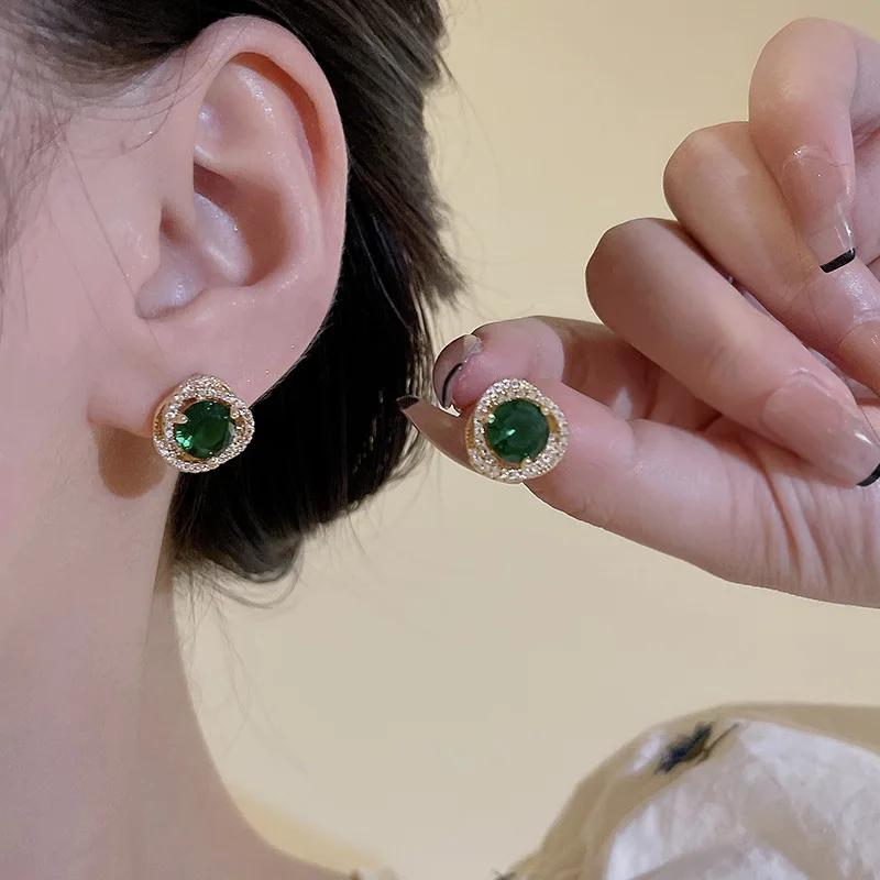 Vintage Emerald Green Rhinestone Stud Earrings For Women Inlaid Crystal Stud Earrings For Bridal Wedding Ear Zircon Gifts