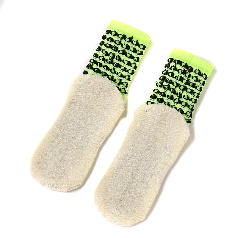 Anti-Slip Mid-Calf SoccerGrip Professional Soccer Socks - Wear-Resistant Sports Gear