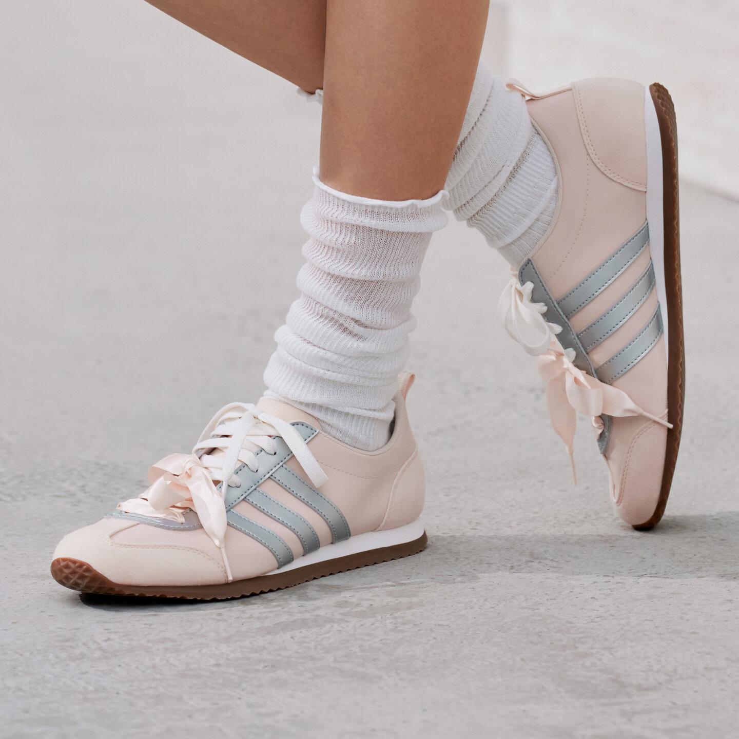 Adidas VS JOG 2.0 German Army Trainers Unisex Pink Silver 36
