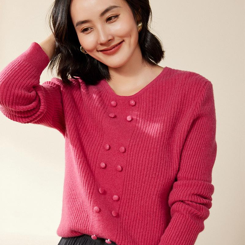 Women's Chic Versatile Wool Sweater - Soft, Stylish, Age-Reducing Design