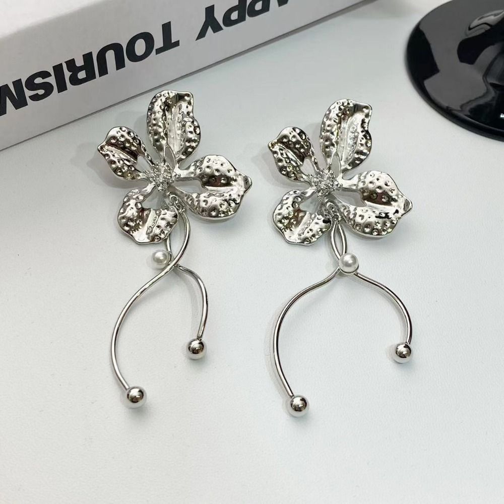 Light Luxury Long Earrings Pearl Women's Earrings Floral Tassel Earrings  Women