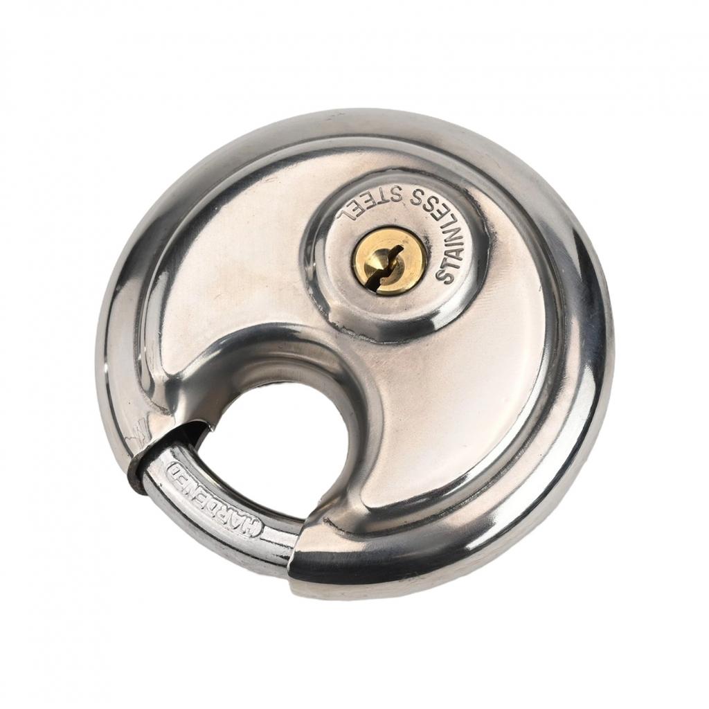 Convenient Carriage Warehouse Door Locking Mechanism