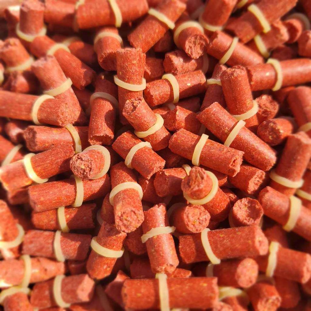 Fruchtsäuregranulat für Rotwürmer zum Wildangeln: Karausche, Graskarpfen, Regenwurm-Köder.