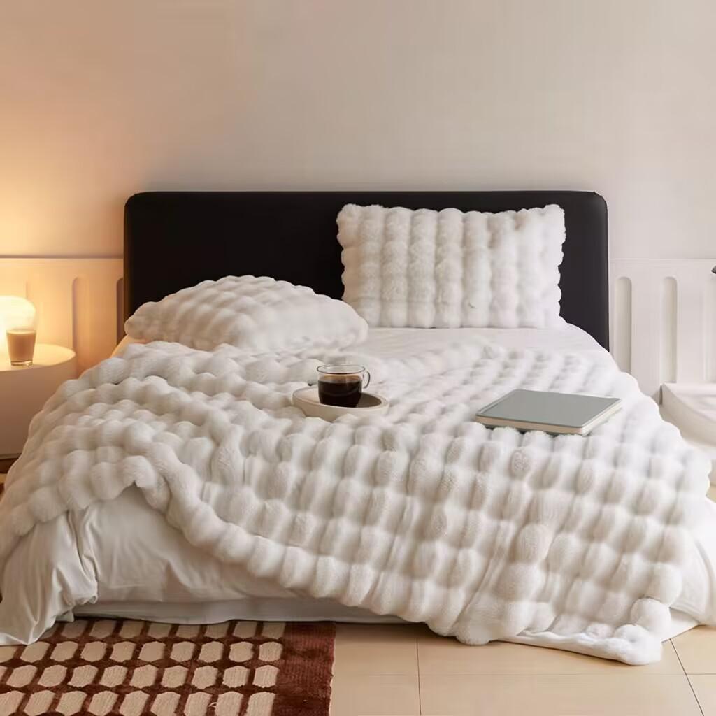 Luxurious Double-Layer Rabbit Fur Blanket: Otter-Soft Plush, Versatile Sofa Throw