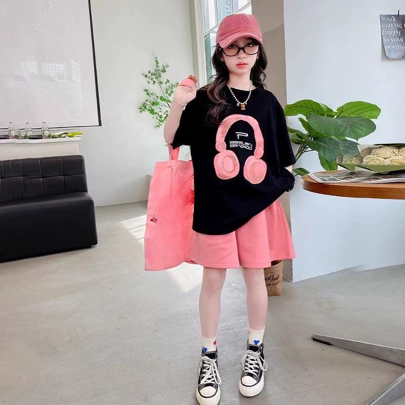 

Комплект с коротким рукавом для девочек, Летняя одежда, Стильные детские шорты, Повседневный спортивный костюм-двойка для детей среднего возраста 110 чёрный