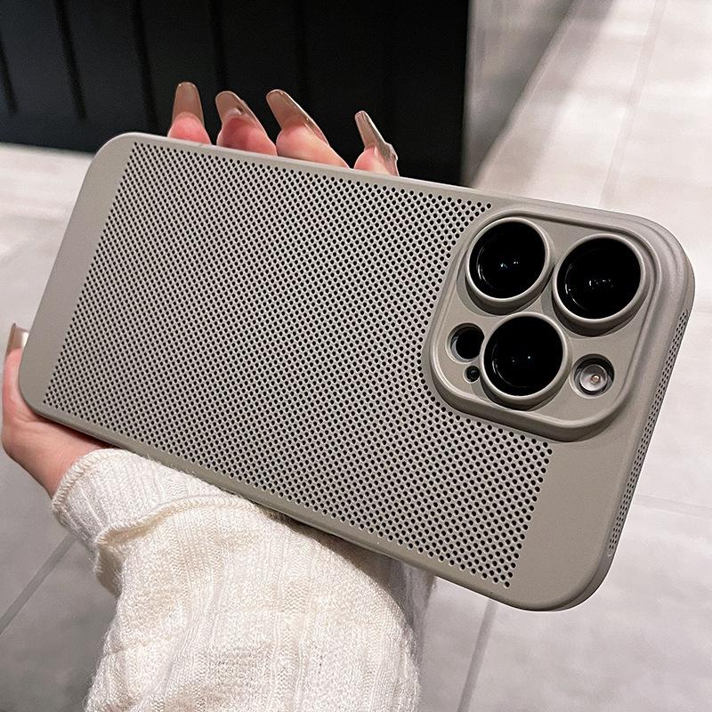 Summer heat dissipation mesh is suitable for iPhone16PROMAX mobile phone case, ultra-thin and breathable Apple 15 lens film, anti-drop.