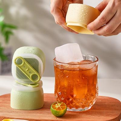 3-teilige Eiswürfelform, lebensmittelecht, BPA-frei, hitze- und kältebeständig, Eiswürfelschale mit Deckel, leicht zu lösende Eiswürfelschale