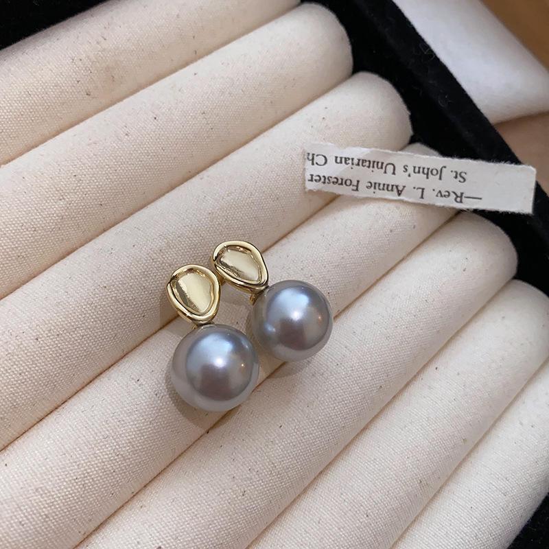 Pozlacené stříbrné náušnice pecky s diamanty a perlami - Francouzský retro luxusní design pro ženy