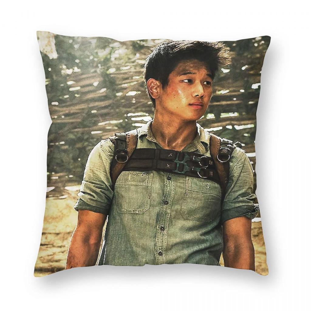 Maze Runner Minho Ki Hong Lee Quadratische Kissenhülle Polyester Leinen Samtmuster Reißverschluss Dekoration Zimmerkissenbezug 45x45