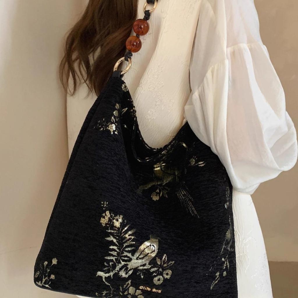 Flower And Bird Chinese Style Underarm Bag New Chinese Shoulder Bag Gentle And Elegant Large Capacity Antique Fashion Literary Tote Bag