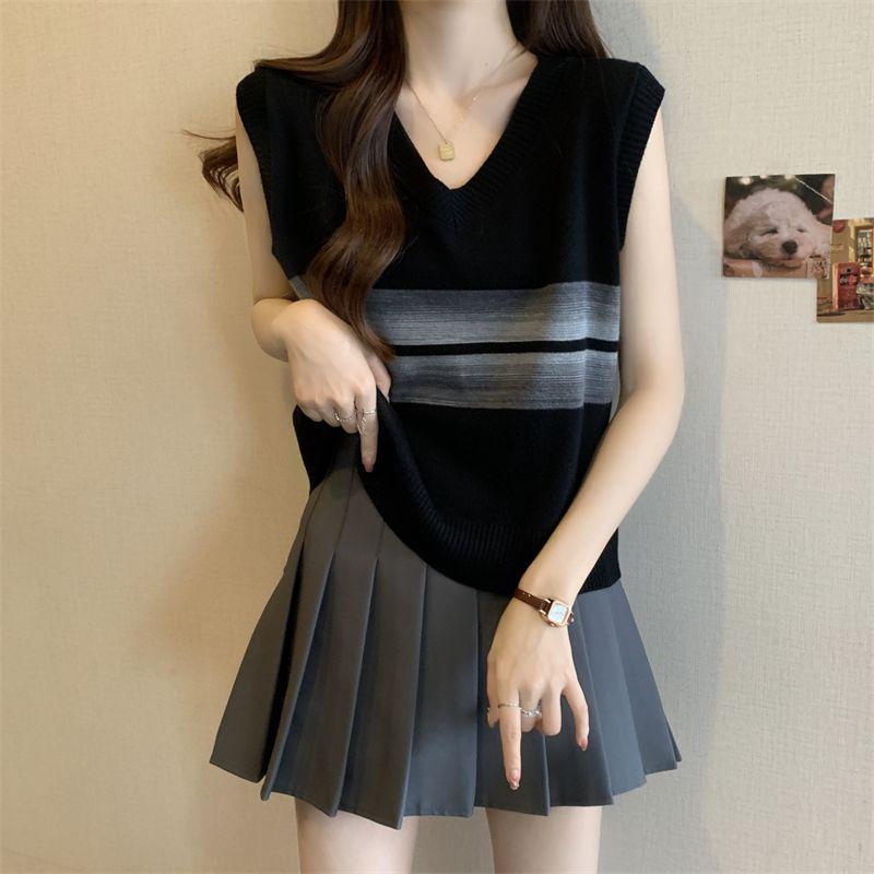 Women s Plus Size Striped V-Neck Ice Silk Sleeveless Top - Tummy Coverage for Summer S (80-95 jin) чёрный