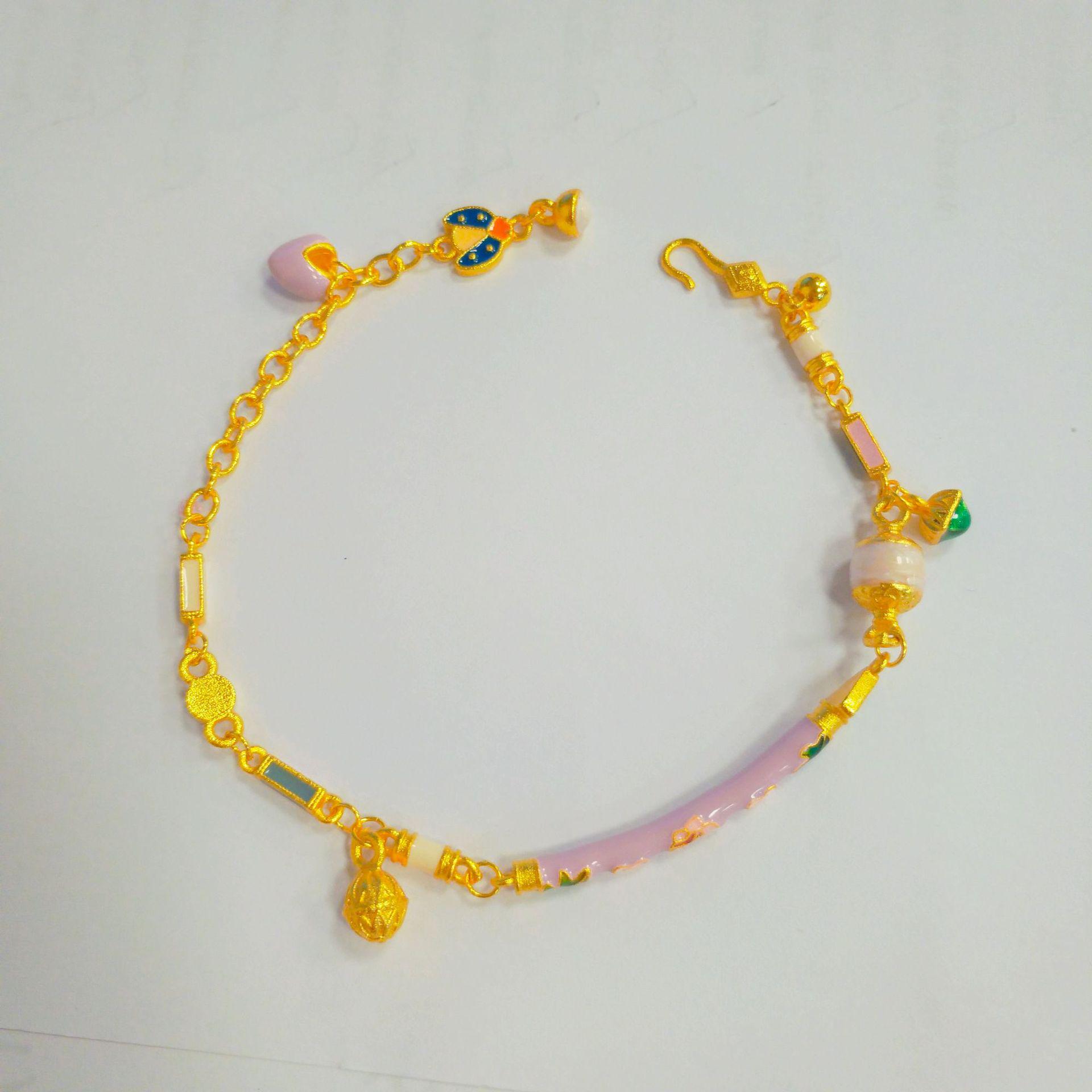 Vintage-Inspired Enamel Flower Bracelet: Elegant, Versatile, Ethnic Beaded Design for Women
