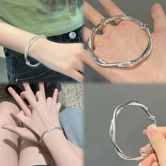 Dámský náramek zkroucený zapletený ze slitiny stříbrné barvy v čínském stylu nastavitelný hladký leštěný náramkové šperky k výročí narozeninám lehký náramek