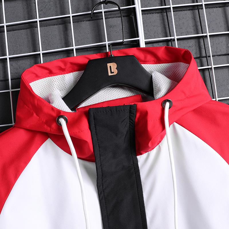 Outdoor Sports Men's Coat Spring and Autumn Windproof Hooded Jacket Men Thin Windbreaker Hardshell Jacket Men