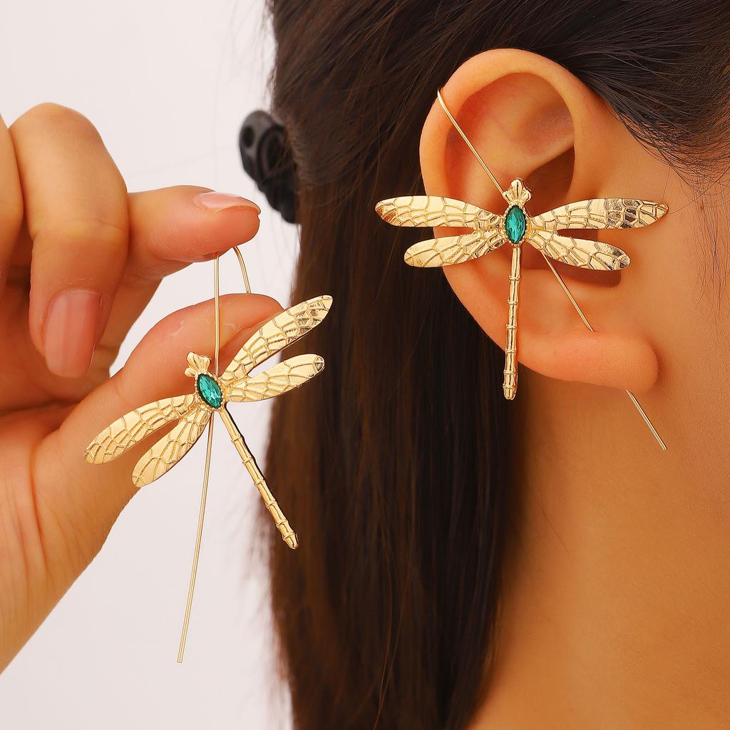 Fashion Dragonfly Stud Earrings For Women Unique Animal Ear Jewelry