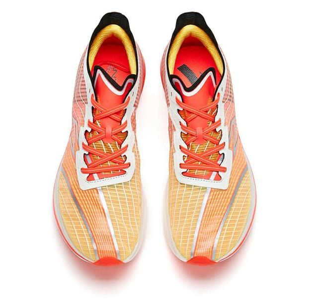 Anta C202 GT беговые кроссовки