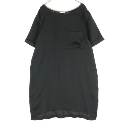 Beauty Products Short Sleeve Cut Black Women Used