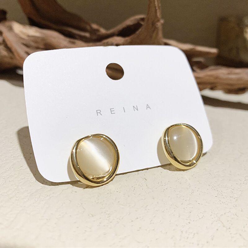 2023 High-End Geometric Cat s Eye Stone S925 Sterling Silver Stud Earrings – Luxurious Circle Ear Ornaments