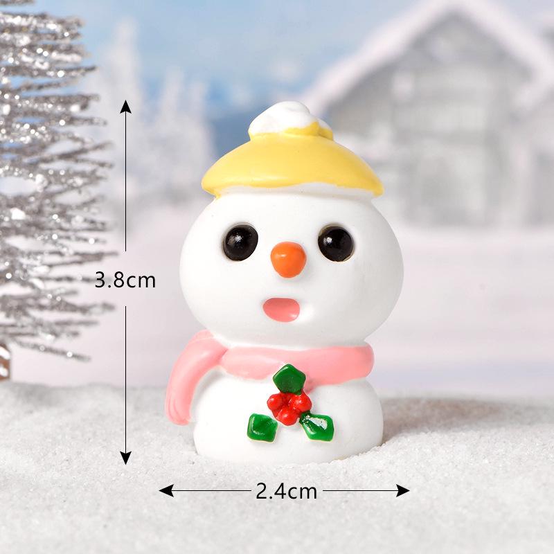 Christmas Cartoon Resin Santa & Snowman Couple Micro Landscape Ornaments