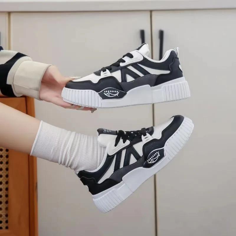 Platform Women's Vulcanized Shoes Outdoor Sports Running Shoes Comfortable and Versatile Female Shoes Lace Up Sneakers