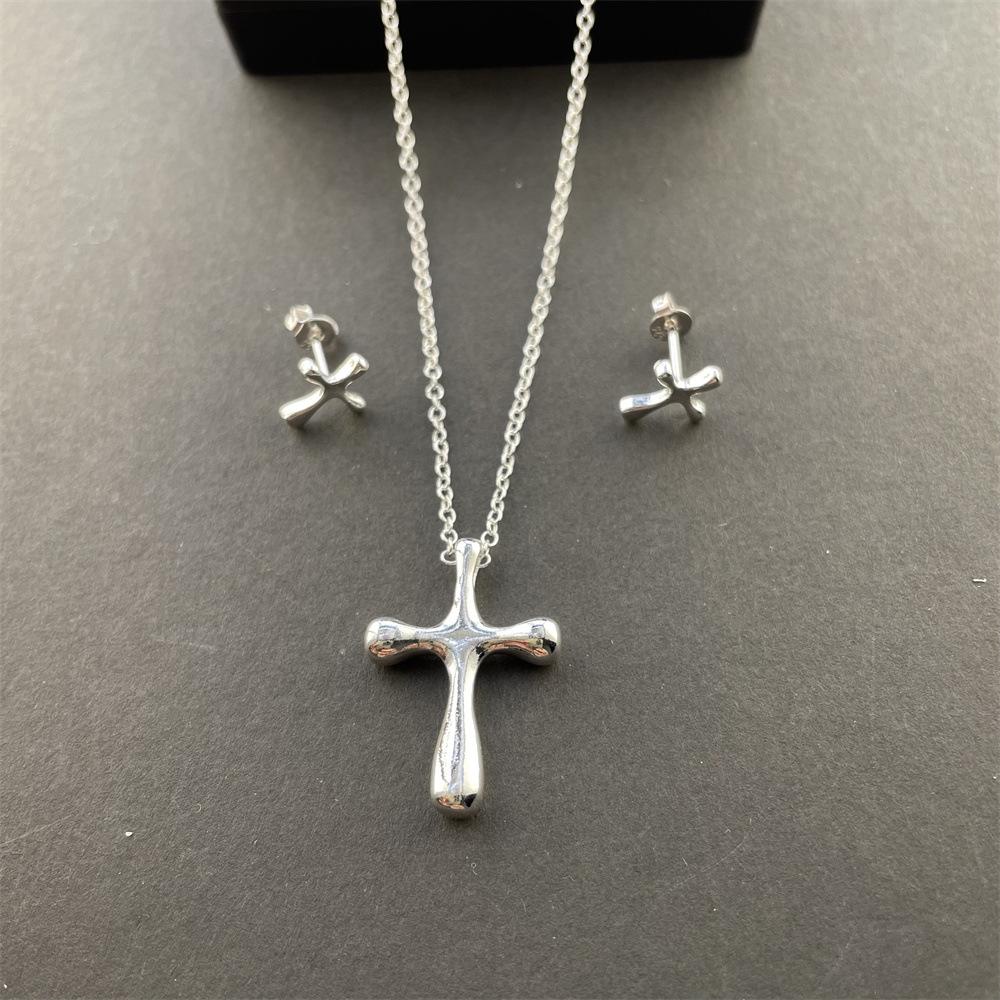 Accessories Pendant Necklace Earrings Set T106