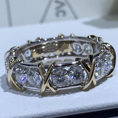 Klassischer und modischer Damenring mit High-End-Feeling und Zirkon-Verlobungsring