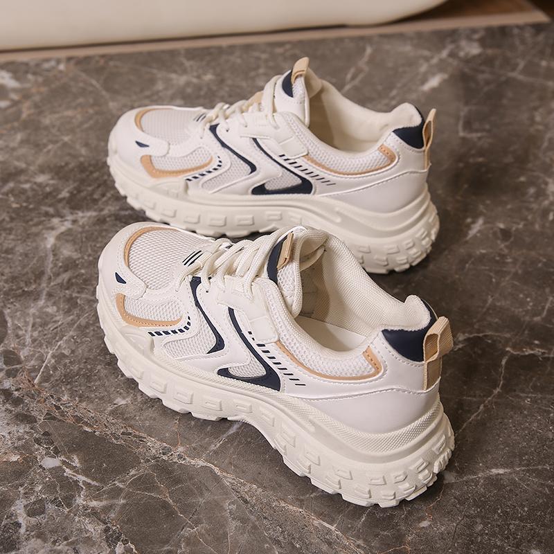 fashion 2024 New Breathable Mesh Flats Sneakers Fashion Outdoor Female Footwear Simple Round Toe Run Shoes