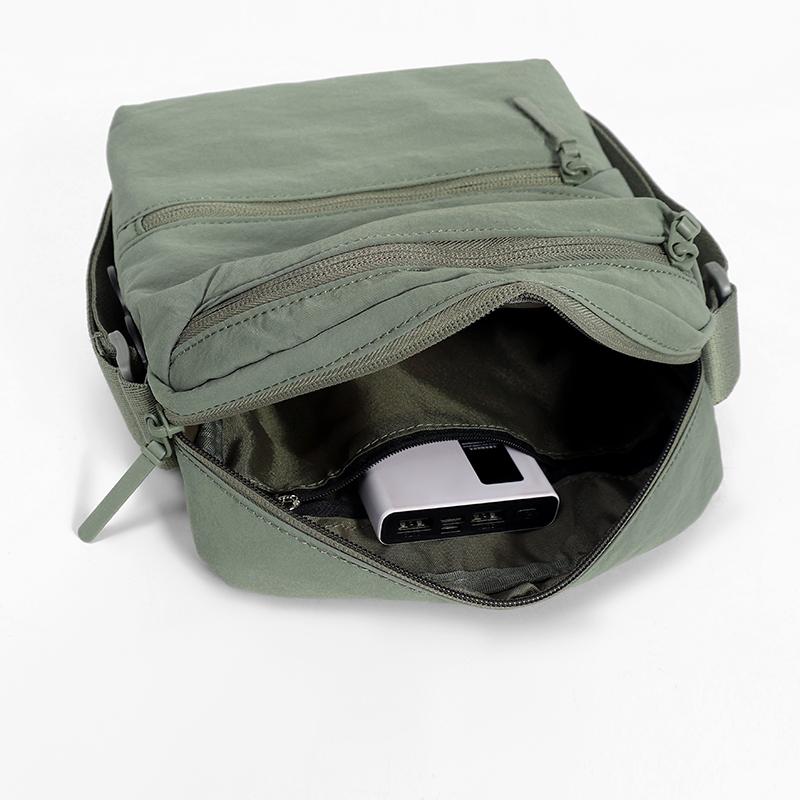 Men's Crossbody Bag Multi-compartment Shoulder Bag Lightweight Commuter Small Square Bag