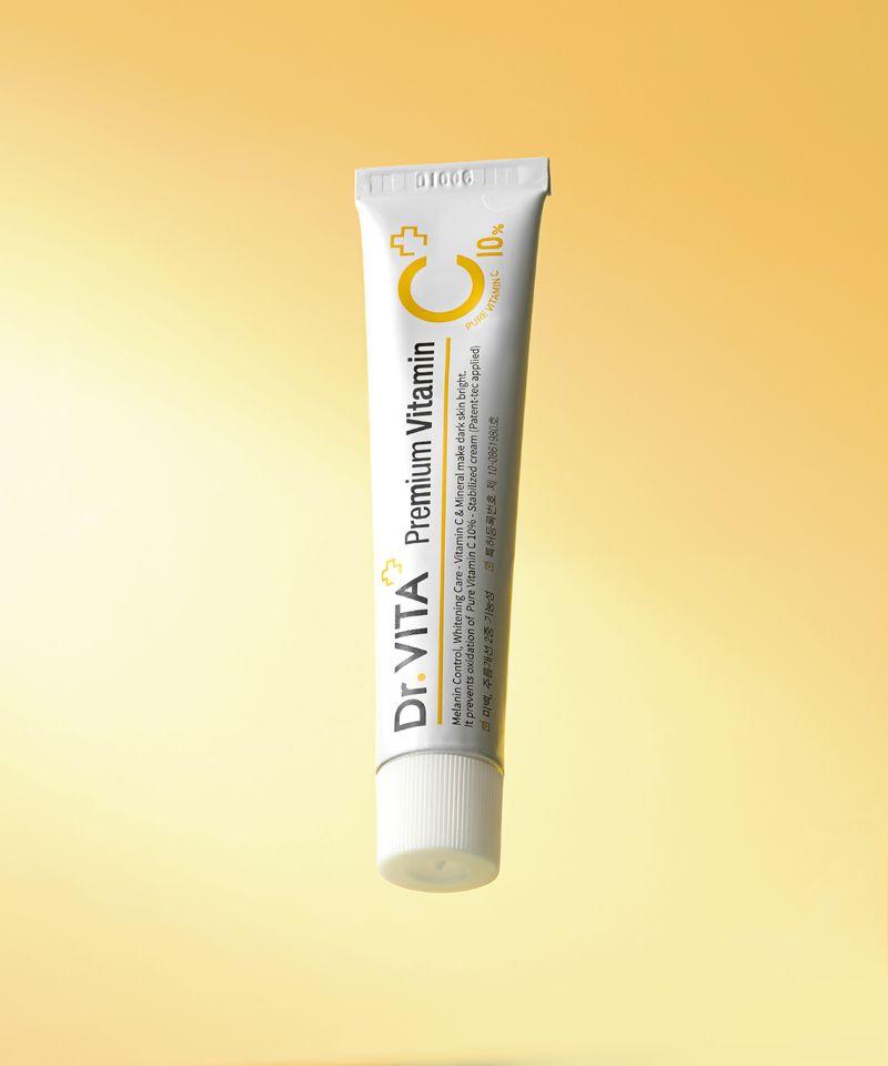 Hypoallergenic Premium Vitamin C Cream 30ml for Improving Freckles and Blemishes