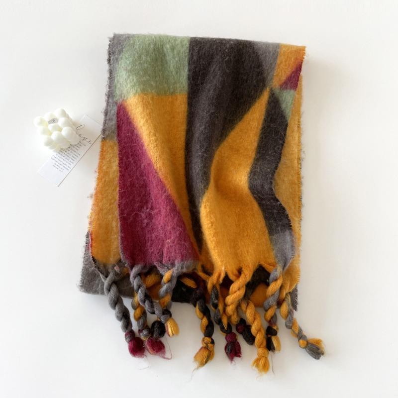 Modischer Mohairschal in passenden Farben, Damenschal in verschiedenen Farben, weich und hautfreundlich, mit Fransen, ideal für Herbst und Winter.